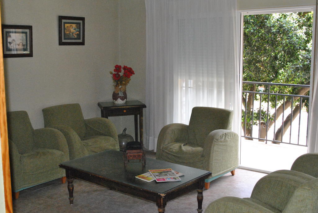 Hostal Rey Teodomiro Orihuela Bagian luar foto